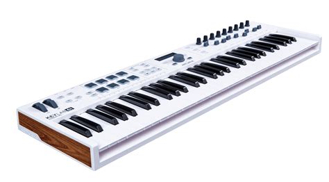 Arturia Keylab Essential 61 Midi Keyboard