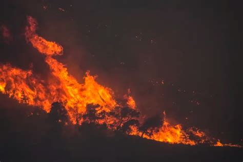 Ola De Calor En Grecia Siguen Las Evacuaciones Por Incendios