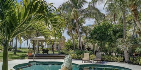 The Most Expensive Home on Florida’s Casey Key Comes With Two Pools ...