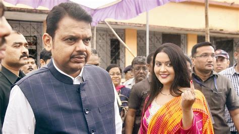 Nawab Malik Devendra Fadnavis Face Off Gives Drugs Case A Dramatic Turn