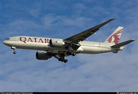 A Bbh Qatar Airways Boeing Dzlr Photo By Sahawat Pokacharoensuk