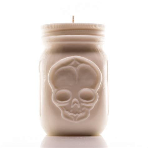 Handmade skull candles – Vuing.com