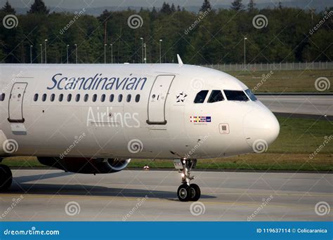 Sas Scandinavian Airlines Airplane Cabin Crew Editorial Stock Image