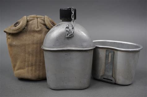 Original Us Wwii Canteen