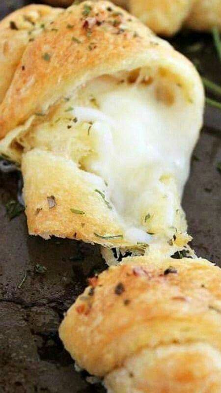 Cheesy Butter Garlic Crescent Rolls Recipes Cooking Recipes Cooking