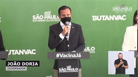 VÍDEO Doria anuncia antecipação da distribuição de 600 mil doses da