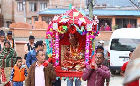 Culture of Nepal - Festivals, Dance, Cuisine, Customs