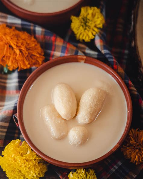 Roshmalai Bangladeshi Rasmalai — The Spice Odyssey