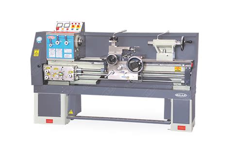 Geared Head Lathe Machine Vinit Machines Pvt Ltd