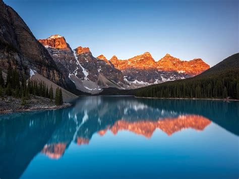 Moraine Lake Sunrise Shuttle | Canmore Kananaskis