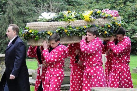 8 Unusual Pallbearers