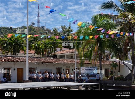 Deportes militarizados fotografías e imágenes de alta resolución Alamy