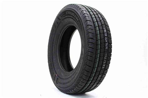 Kumho Crugen HT51 All-Season Radial Tire – P265/70R17 113T - Botsent.com