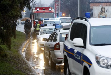 Jutarnji List Vlak Naletio Na Auto U Zagrebu Dvoje Mrtvih