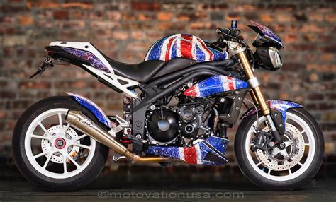 Moto Triumph Hellas Triumph Speed Triple 1050 Custom By Motovationusa