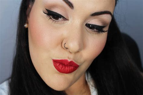 Makeup Gades Look Básico Delineado Pin Up Pin Up Eyeliner Naked