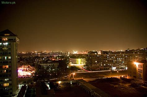 Karachi Night View | Motors.pk