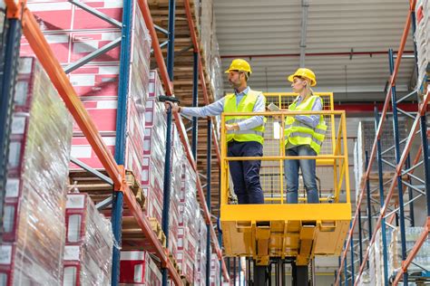 8 essential safety tips every warehouse employee should know - Bay Alarm