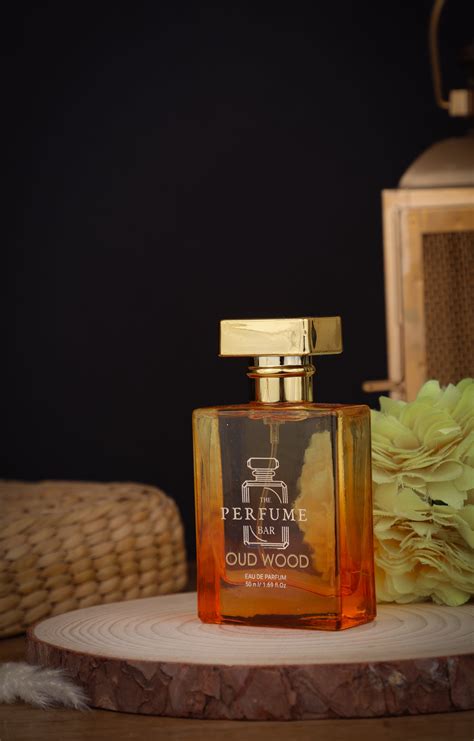 How to Choose the Perfect Oud Perfume for Women – ThePerfumeBars