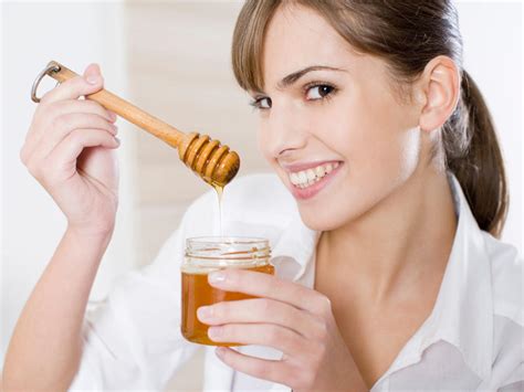 Можно ли есть мед при сахарном диабете 1 и 2 типа, как его правильно ...