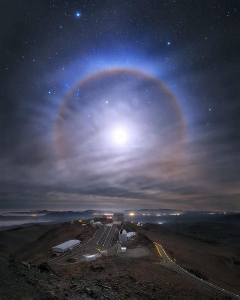 A spectacular lunar halo was seen in the sky above La Silla