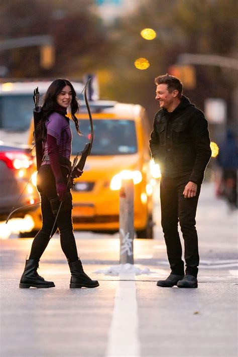 New Hawkeye Set Photos Tease Hailee Steinfelds Kate Bishop In Action