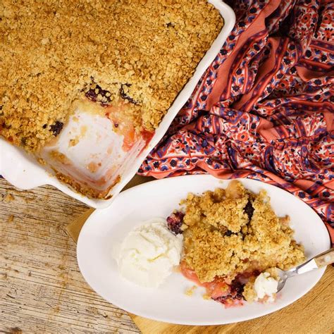 Apple And Blackberry Crumble With Oats British Dessert Recipe