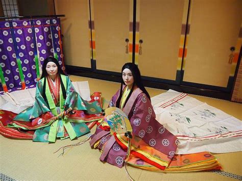 2 Women Dressed In Junihitoe At A Junihitoe Photography Experience