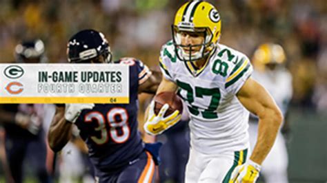 Packers knock off Bears, 35-14