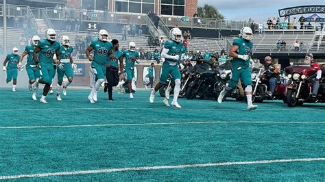 South Carolina Election Commission To Put Logo On Coastal Carolina S Teal Football Field