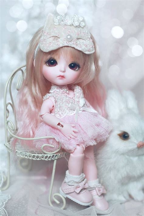 Cute Wallpapers Of Dolls