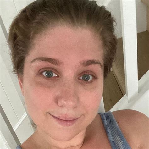 Alex Chance On Instagram No Makeup And Freckles In 2024 Freckles