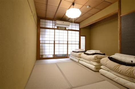 5 BEST Hostels with Private Rooms in Nagoya (for Couples)