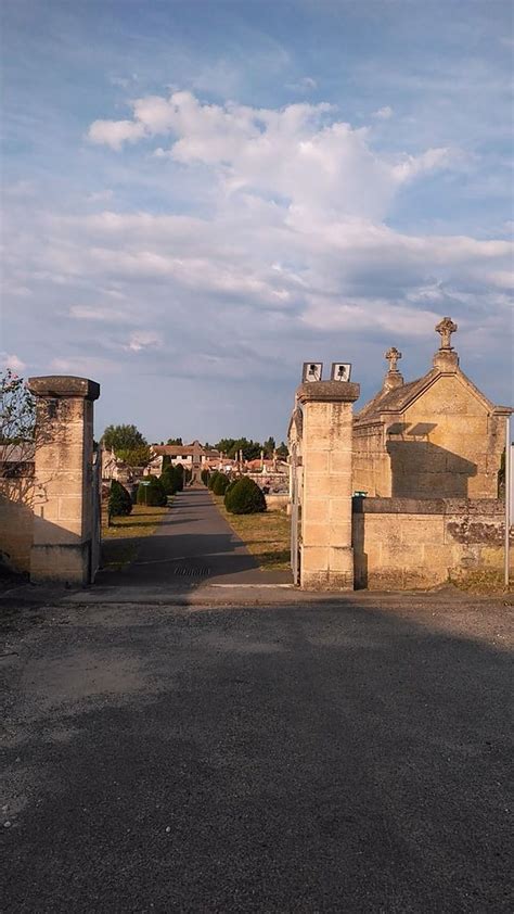 Saint Andr De Cubzac Cemetery Dans Saint Andre De Cubzac Aquitaine