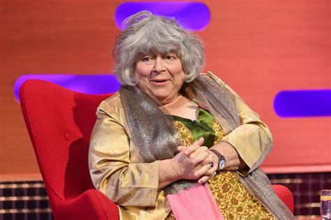 Miriam Margolyes Gloriously Poses Topless As Vogues Cover Star At 82