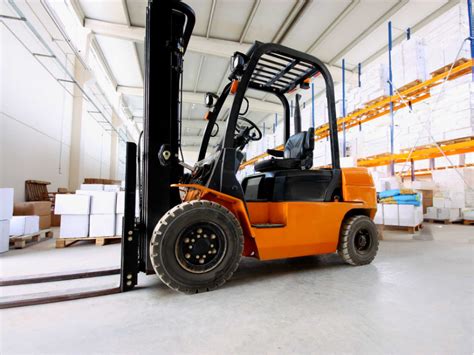 WAREHOUSE FORKLIFTS - Alnasser مؤسسة ناصر سليمان الناصر