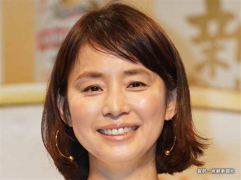 石田ゆり子 “大好き”づくしのお気に入りワンピース姿を披露 芸能ニュース Vip