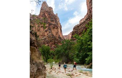 Hiking the Havasupai Trail – What You Need To Know » Opt Outdoor