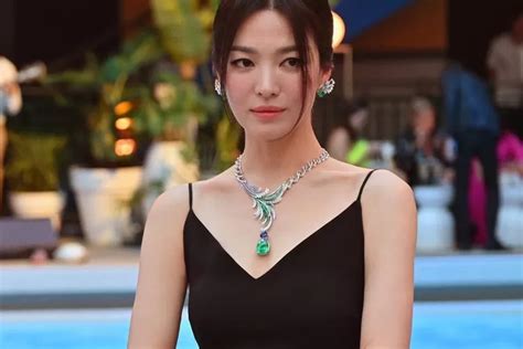 Dulu Wajahnya Dinyinyiri Tua Visual Asli Song Hye Kyo Kini Panen