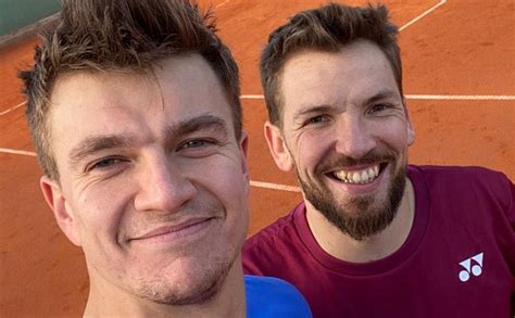 Tenis Karol Drzewiecki i Szymon Walków przełamali złą passę w