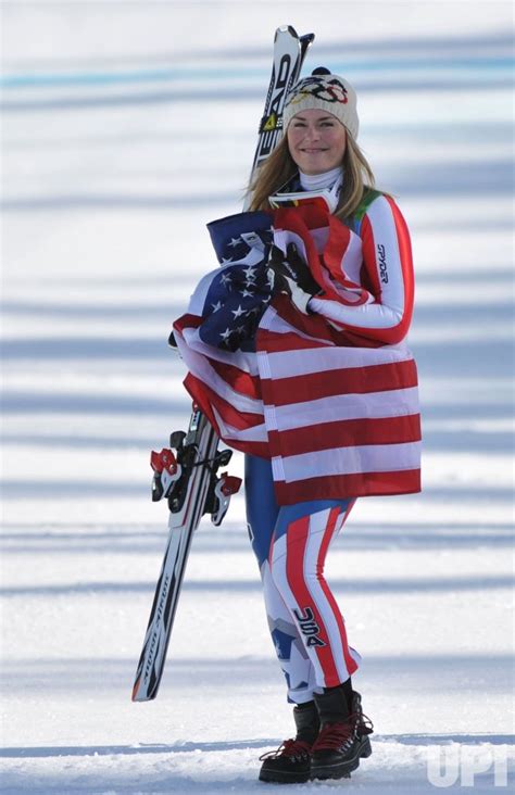 Photo Usas Lindsey Vonn Wins Gold In The Womens Downhill In Whistler