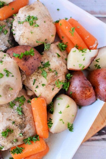 Easy Slow Cooker Chicken Thighs And Potatoes With Carrots