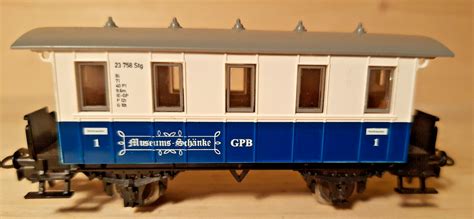 Märklin H0 4107 Pers wag 1 Kl Museumsschänke blau weiß 2 achsig