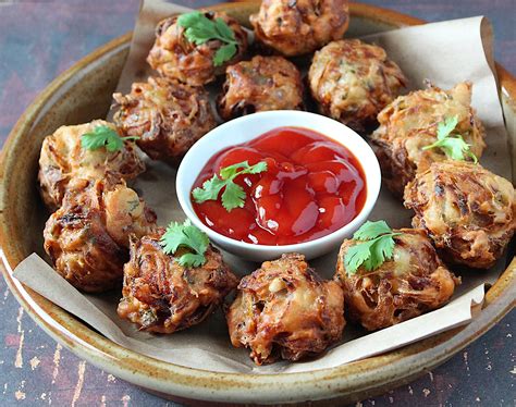 Easy Ulli Vada Kerala Onion Pakodas Fritters