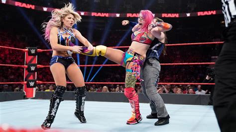 Wwe Womens Tag Team Champions Alexa Bliss And Nikki Cross Def The