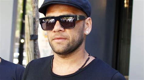 Las Pruebas De Adn Contradicen La Versión De Dani Alves Y Confirman Que