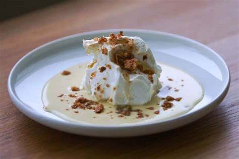 Ile Flottante Classique Au Caramel Recettes Dessert