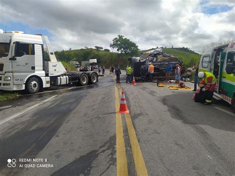 Motorista Morre E Tr S Pessoas Ficam Feridas Em Acidente Na Br