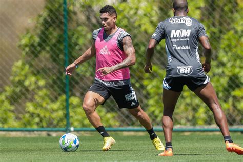 Escalação do Atlético MG Galo não terá Hulk mas conta retornos