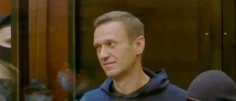 Léquipe De Lopposant Russe Alexeï Navalny Annonce Que Les Enquêteurs